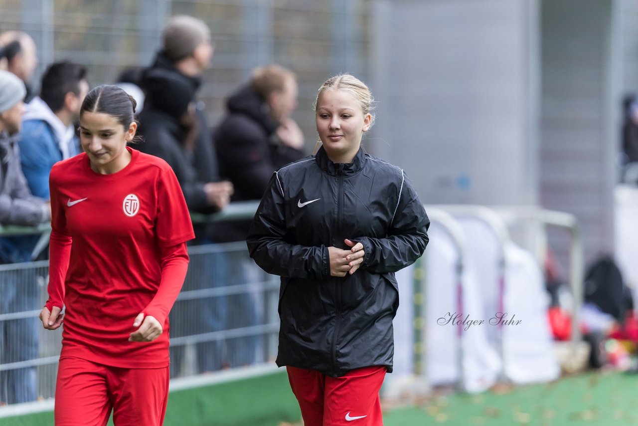 Bild 177 - wCJ VfL Pinneberg - Eimsbuettler TV : Ergebnis: 0:3